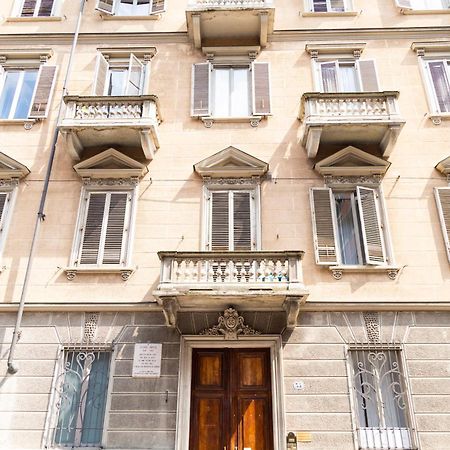 La Luna E I Falo Luxury Accomodation Turin Bagian luar foto