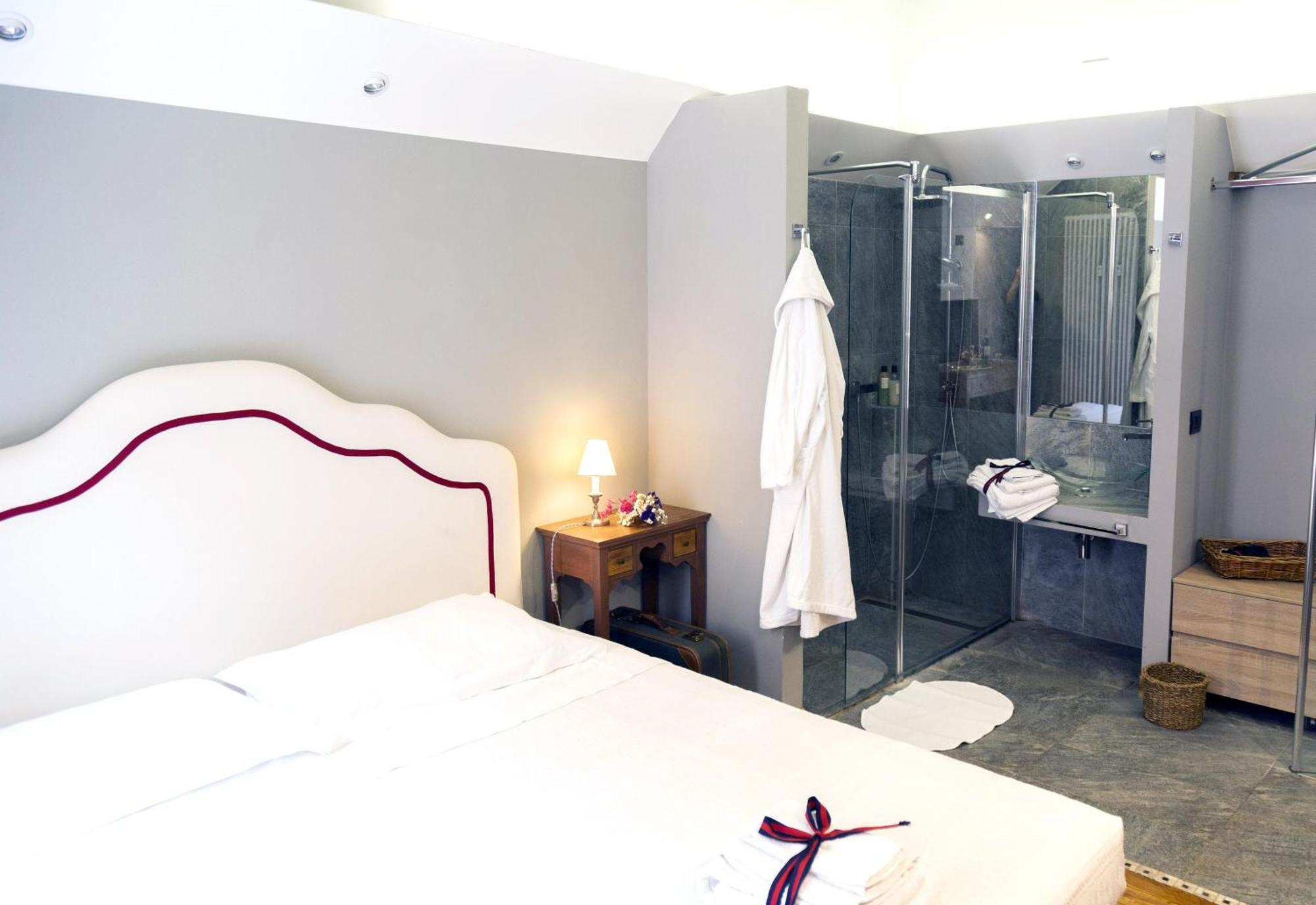La Luna E I Falo Luxury Accomodation Turin Bagian luar foto