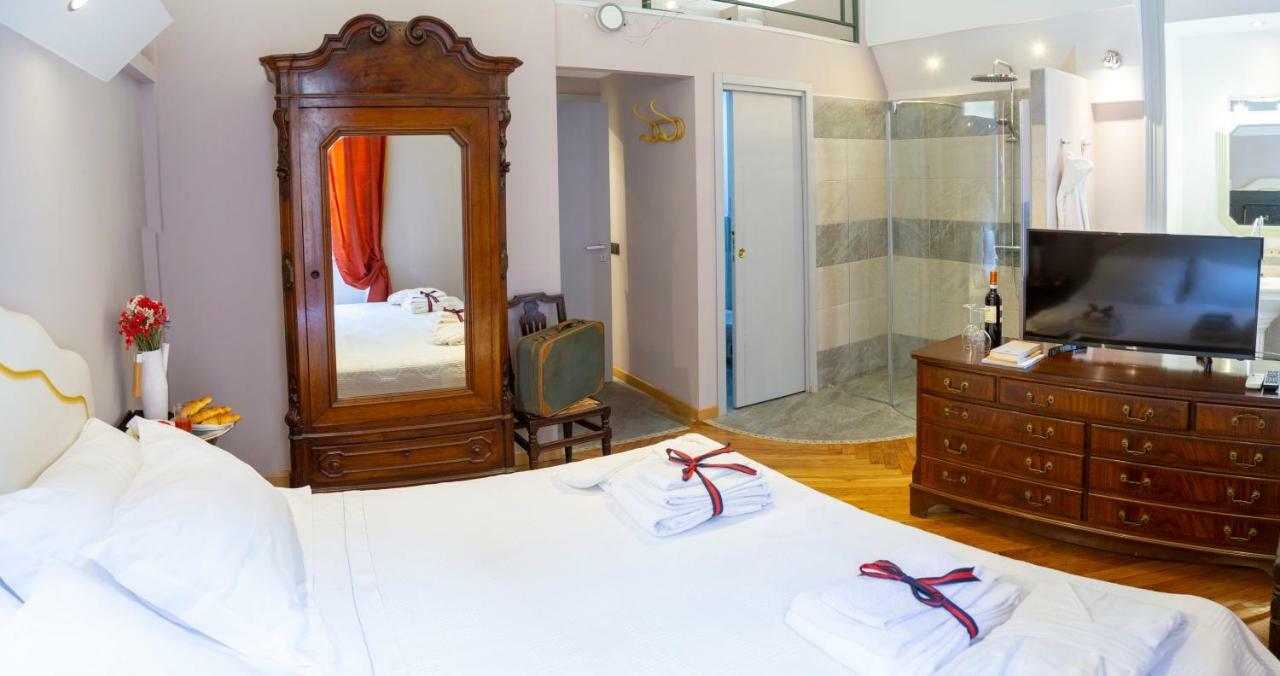 La Luna E I Falo Luxury Accomodation Turin Bagian luar foto