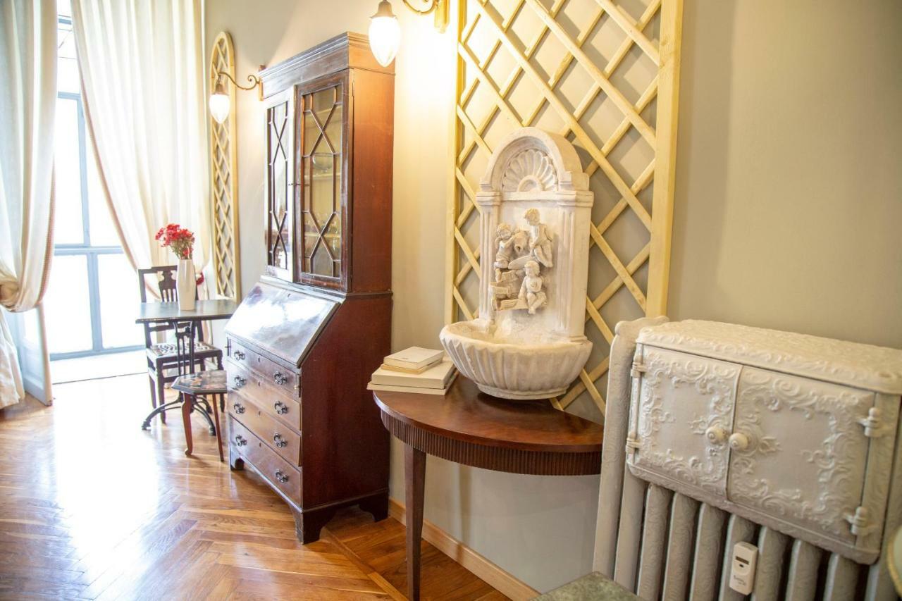 La Luna E I Falo Luxury Accomodation Turin Bagian luar foto